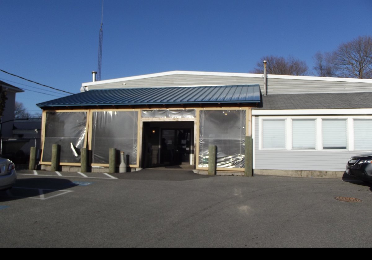 Anthony T. Bucolo started a wholesale lobster company on Spring Wharf in Newport in 1956. They moved into retail in the 1980s in premises on Waite’s Wharf also in Newport.